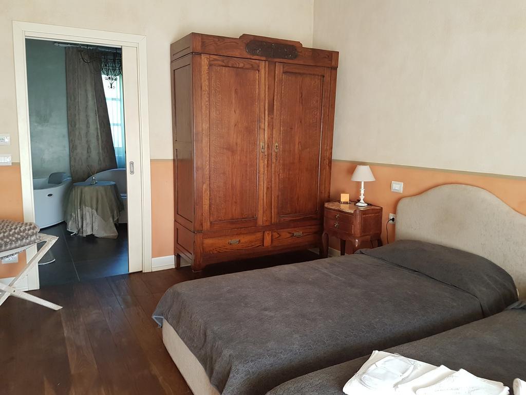 Maison Louis Villa Trofarello Ngoại thất bức ảnh